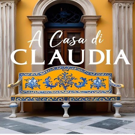 A Casa Di Claudia Apartment Наполи Екстериор снимка