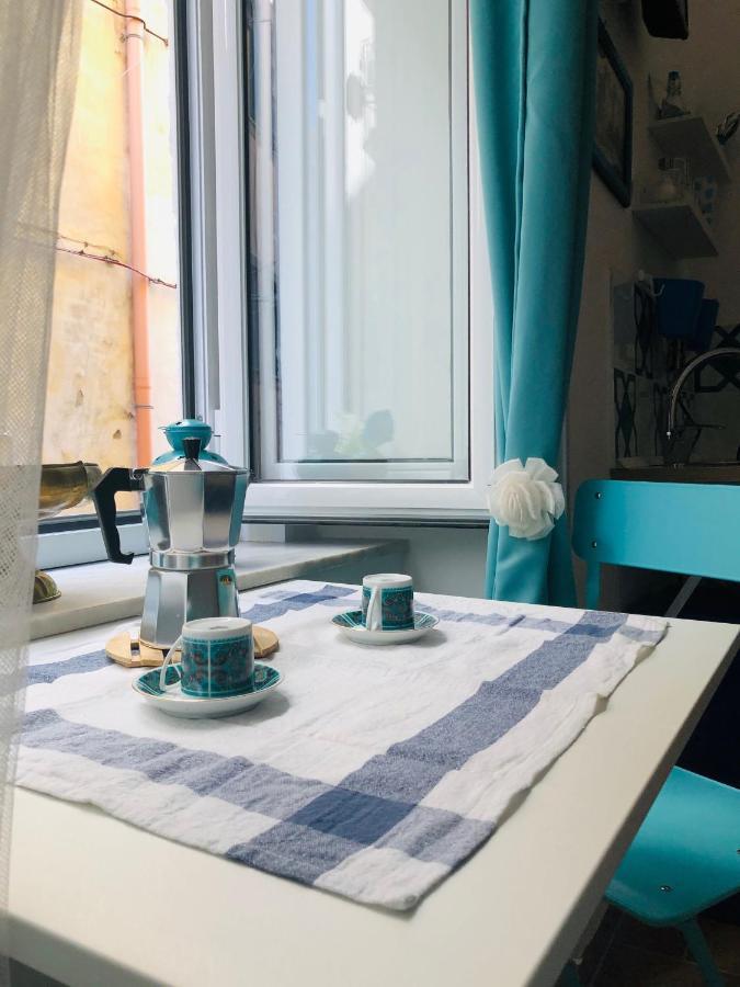 A Casa Di Claudia Apartment Наполи Екстериор снимка